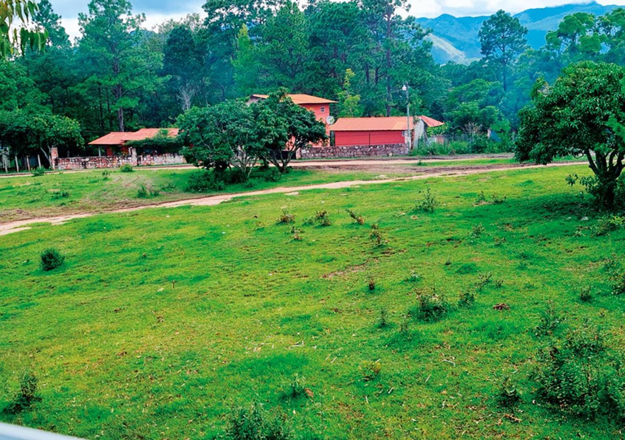 Hotel Cocoview, Bar & Restaurante Valle de Ángeles Buitenkant foto